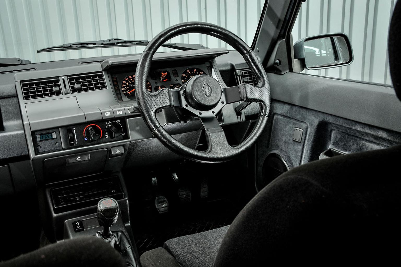 Renault 5 GT Turbo – Rewind Wednesday Renault 5 GT Turbo – Rewind Wednesday