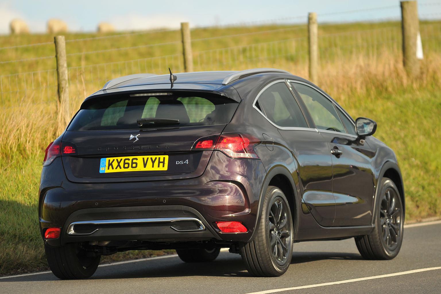 Audi Q2 vs DS 4 Crossback vs Seat Ateca Audi Q2 vs DS 4 Crossback vs Seat Ateca