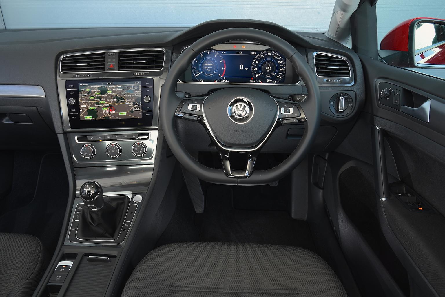 2017 Volkswagen Golf 1.5 TSI Evo review - price, specs and release date 2017 Volkswagen Golf 1.5 TSI Evo review - price, specs and release date