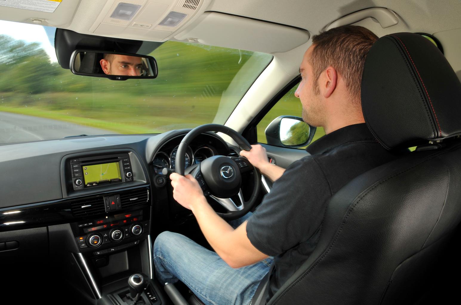 Used test – dependable SUVs: Honda CR-V vs Kia Sportage vs Mazda CX-5 vs Volkswagen Tiguan Used test – dependable SUVs: Honda CR-V vs Kia Sportage vs Mazda CX-5 vs Volkswagen Tiguan