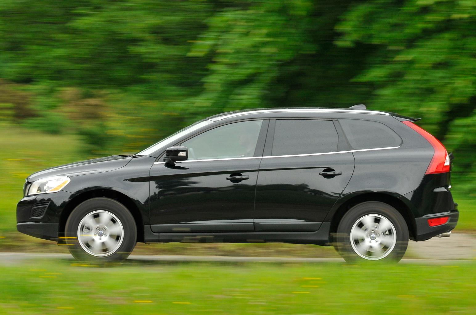 Used test – SUV vs estate: Audi Q5 vs Volkswagen Passat Alltrack vs Volvo XC60 Used test – SUV vs estate: Audi Q5 vs Volkswagen Passat Alltrack vs Volvo XC60