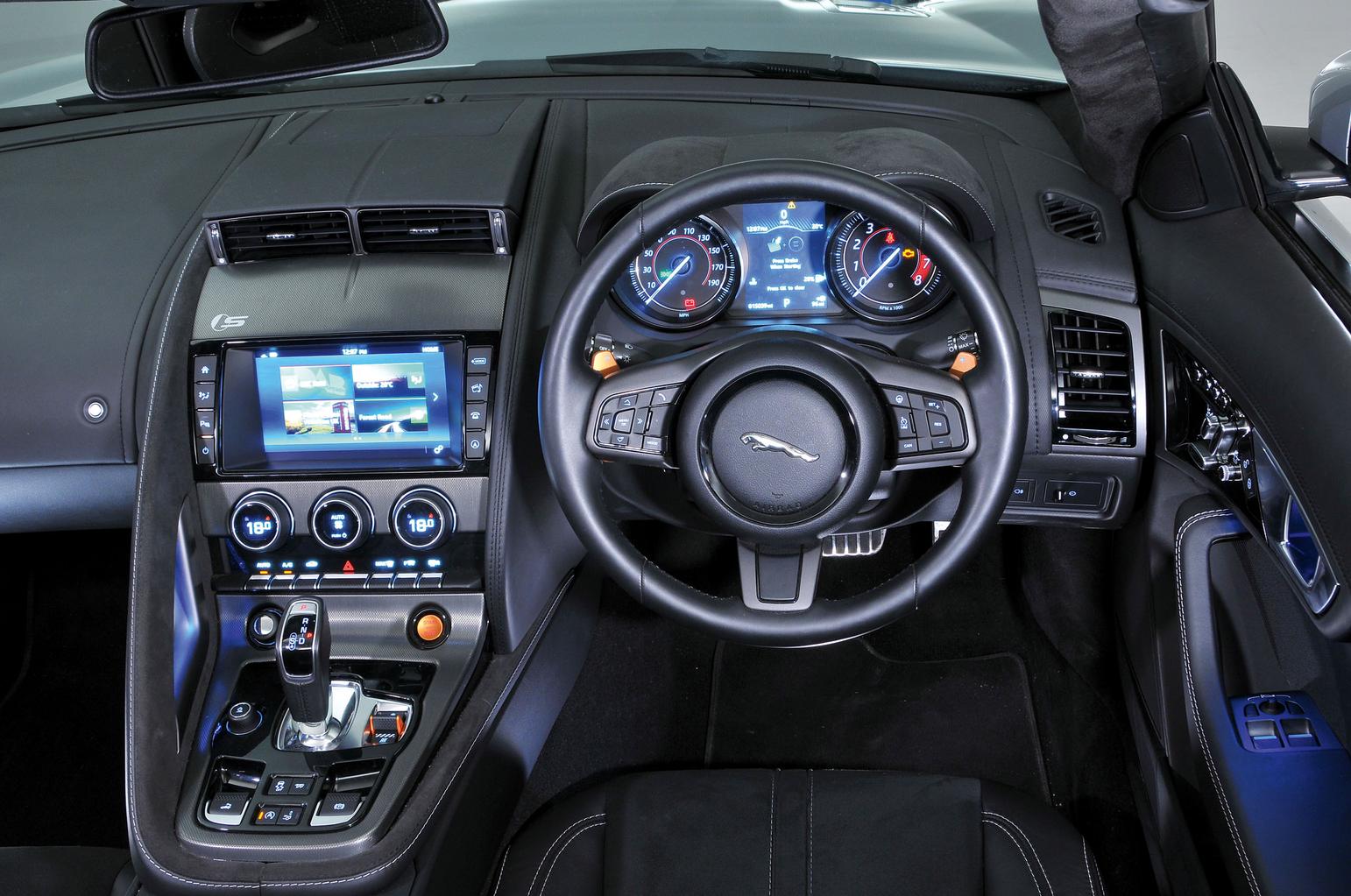 Jaguar F-Type Convertible vs Mercedes SL Jaguar F-Type Convertible vs Mercedes SL