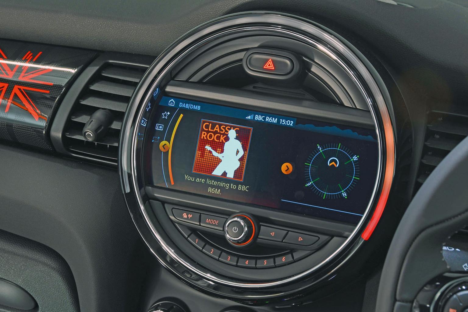 New Mini 5dr vs Audi A1 Sportback vs Ford Fiesta New Mini 5dr vs Audi A1 Sportback vs Ford Fiesta