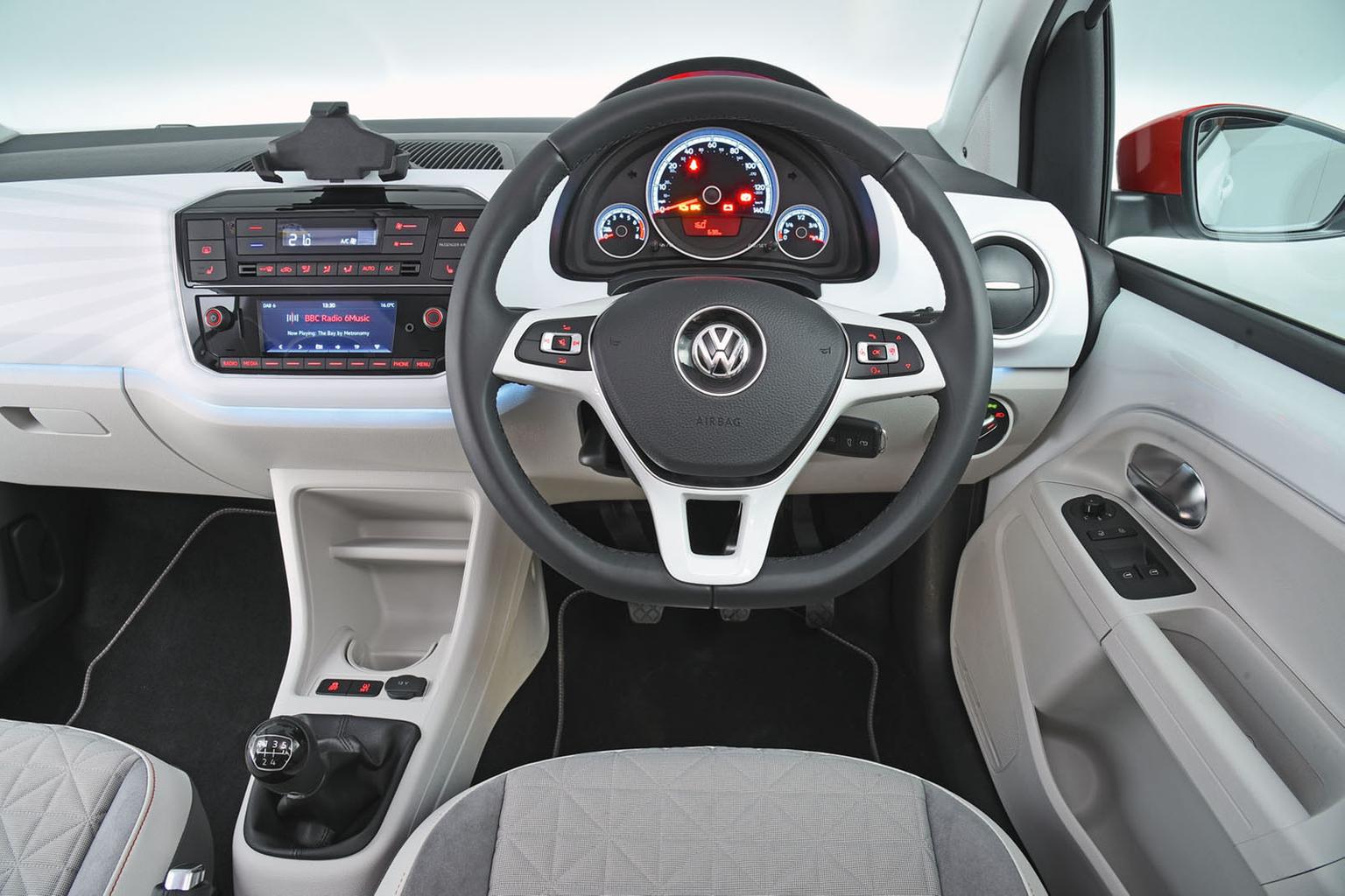 New Kia Picanto vs Volkswagen Up New Kia Picanto vs Volkswagen Up