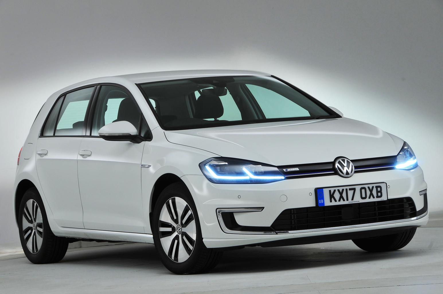 New Volkswagen e-Golf vs BMW i3 New Volkswagen e-Golf vs BMW i3