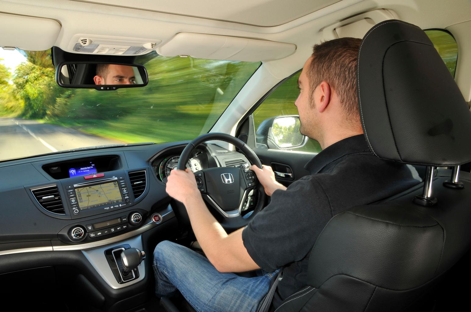 Used test – dependable SUVs: Honda CR-V vs Kia Sportage vs Mazda CX-5 vs Volkswagen Tiguan Used test – dependable SUVs: Honda CR-V vs Kia Sportage vs Mazda CX-5 vs Volkswagen Tiguan