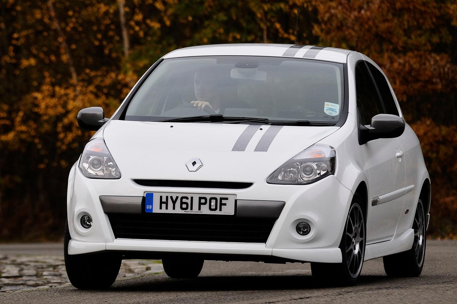 Used test: Renault Clio Gordini vs Suzuki Swift Sport Used test: Renault Clio Gordini vs Suzuki Swift Sport