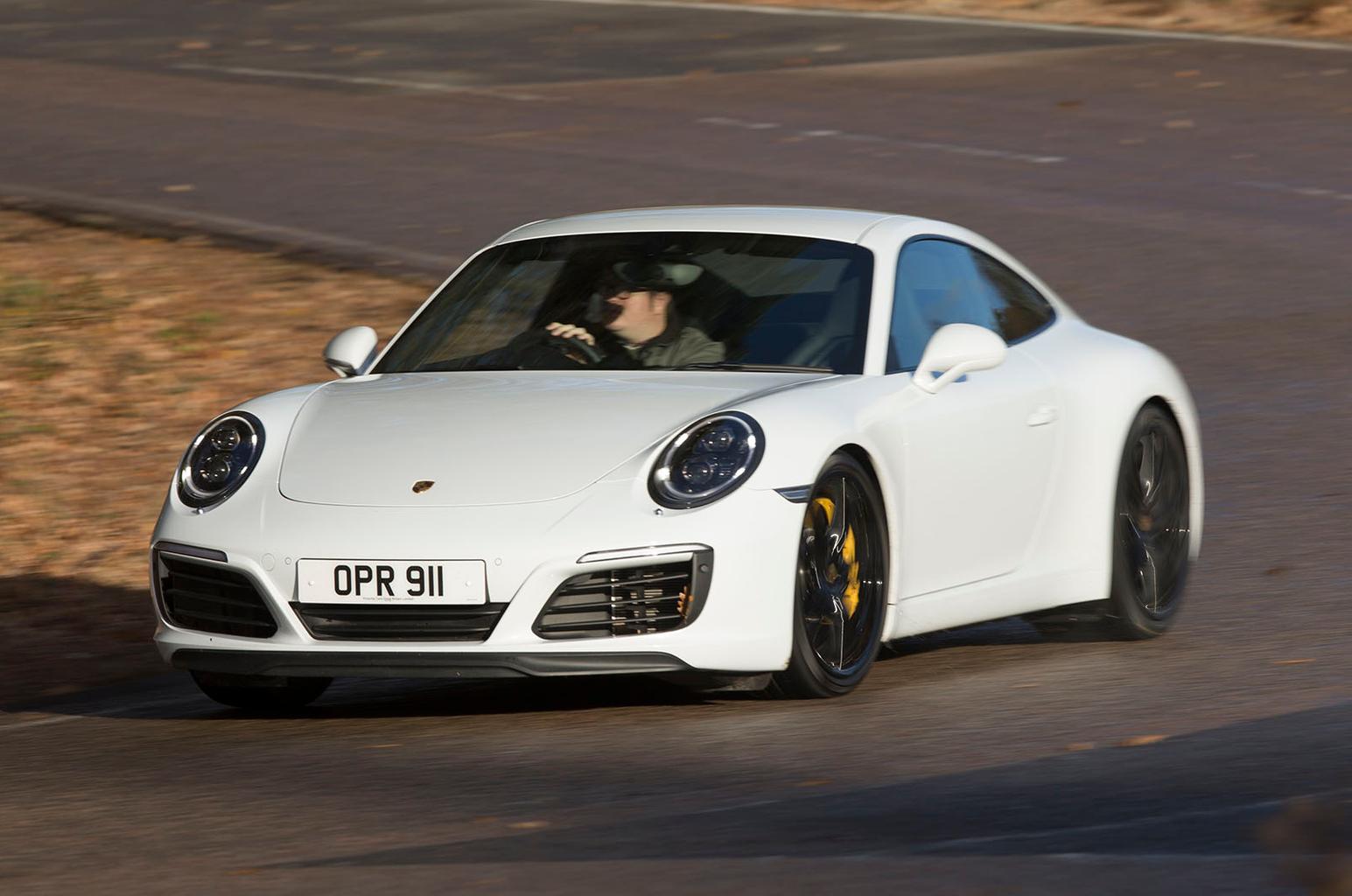 Used test: Jaguar F-Type vs Porsche 911 Used test: Jaguar F-Type vs Porsche 911