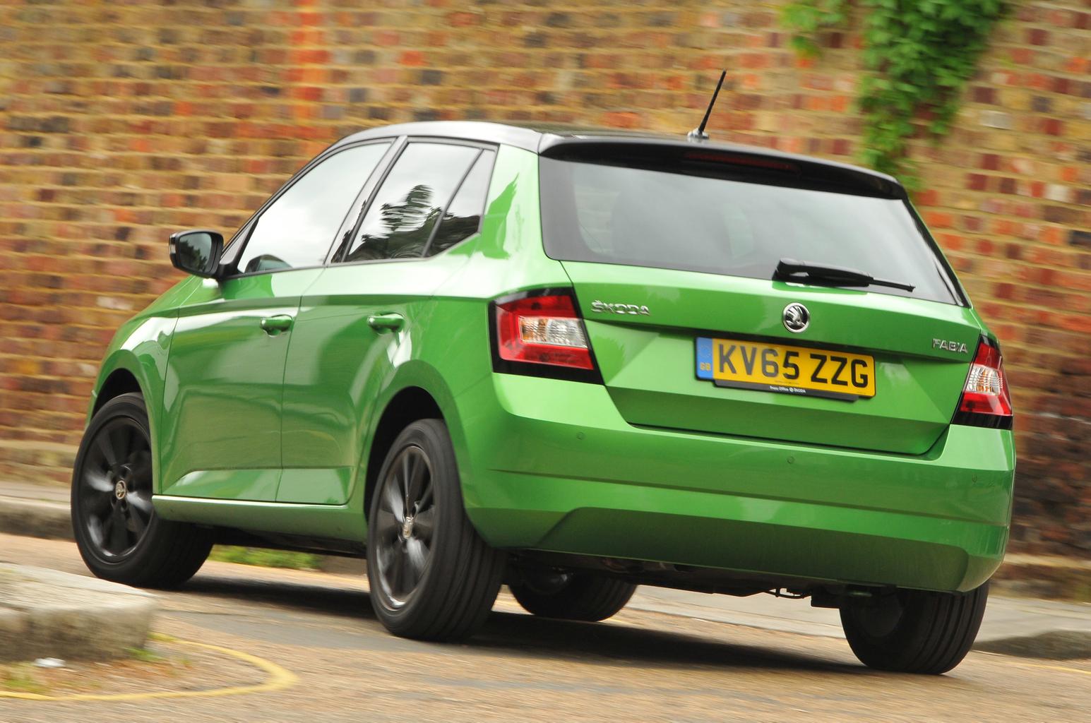 Hyundai i20 vs Skoda Fabia vs Suzuki Baleno Hyundai i20 vs Skoda Fabia vs Suzuki Baleno