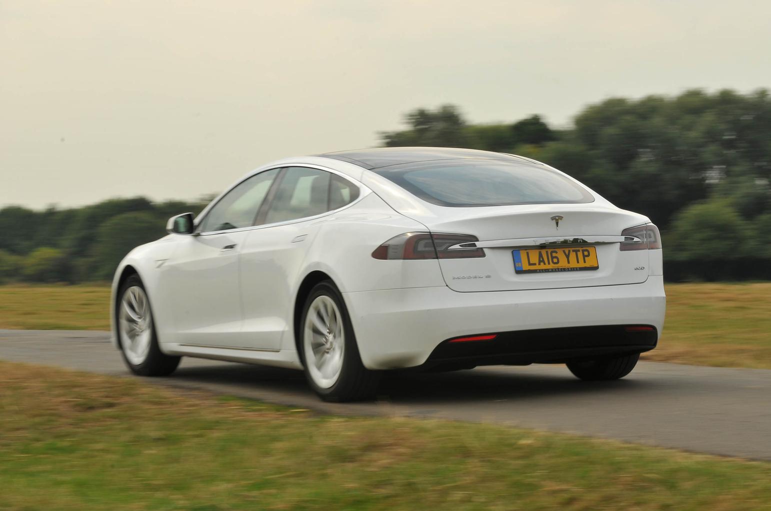 7 reasons to buy a Tesla Model S 7 reasons to buy a Tesla Model S