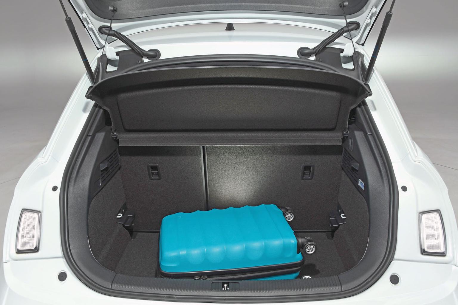 New Mini 5dr vs Audi A1 Sportback vs Ford Fiesta New Mini 5dr vs Audi A1 Sportback vs Ford Fiesta
