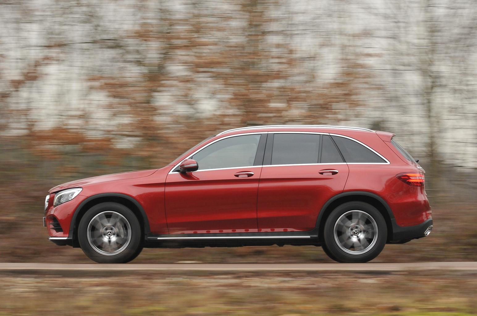New Audi Q5 vs Land Rover Discovery Sport vs Mercedes GLC New Audi Q5 vs Land Rover Discovery Sport vs Mercedes GLC