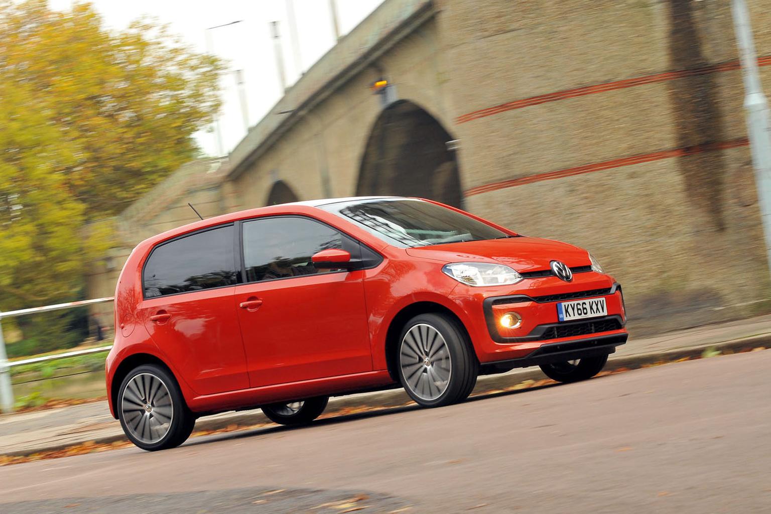 New Hyundai i10 vs Volkswagen Up New Hyundai i10 vs Volkswagen Up
