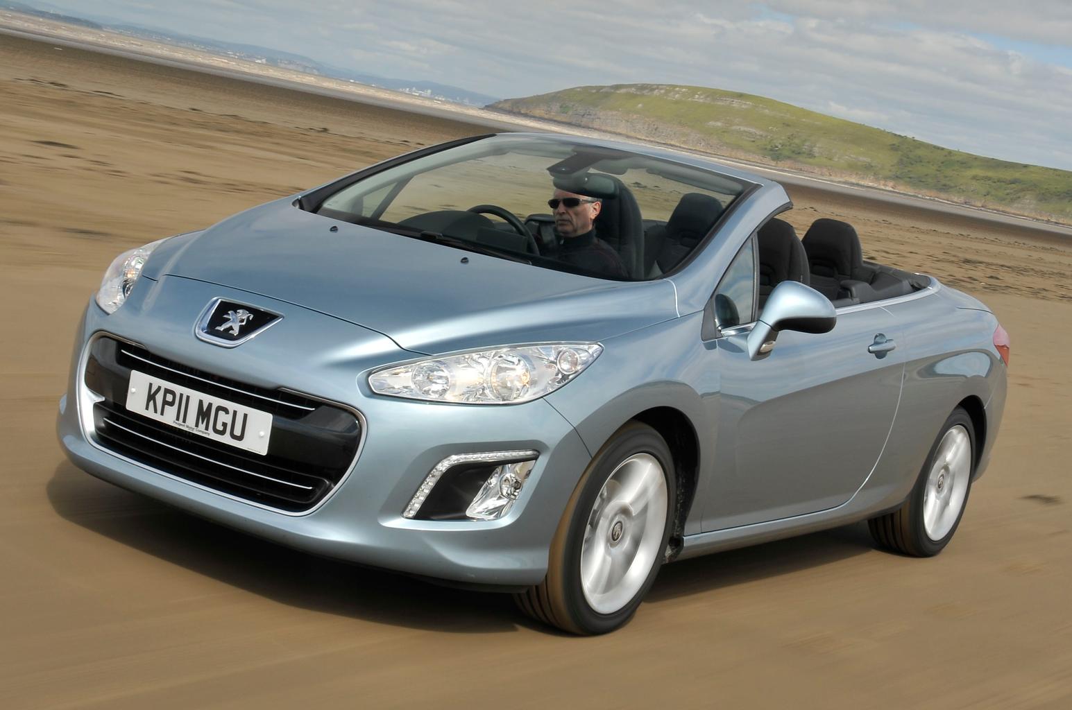 Used test – affordable convertibles: Audi A3 vs Peugeot 308 vs Volkswagen Golf Used test – affordable convertibles: Audi A3 vs Peugeot 308 vs Volkswagen Golf