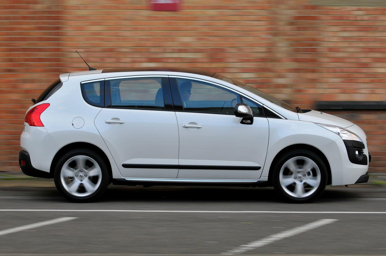 Used SUVs tested: Nissan Qashqai vs Peugeot 3008 vs Skoda Yeti Used SUVs tested: Nissan Qashqai vs Peugeot 3008 vs Skoda Yeti
