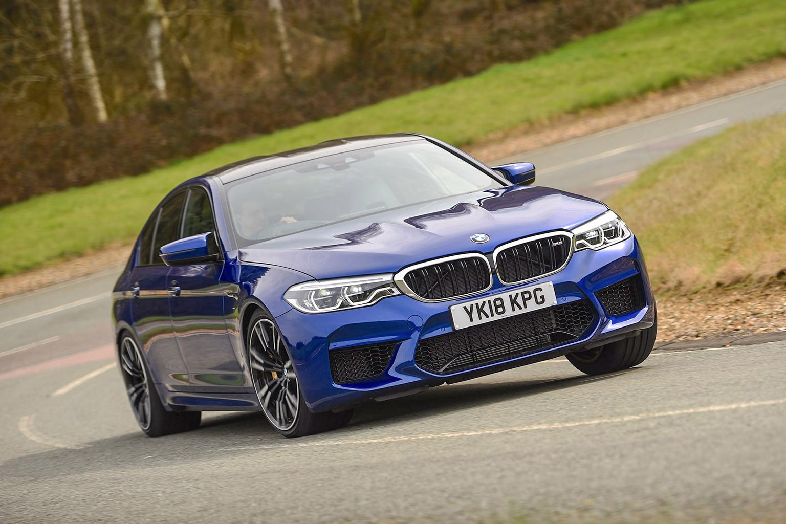 New BMW M5 vs Mercedes-AMG E63 S New BMW M5 vs Mercedes-AMG E63 S