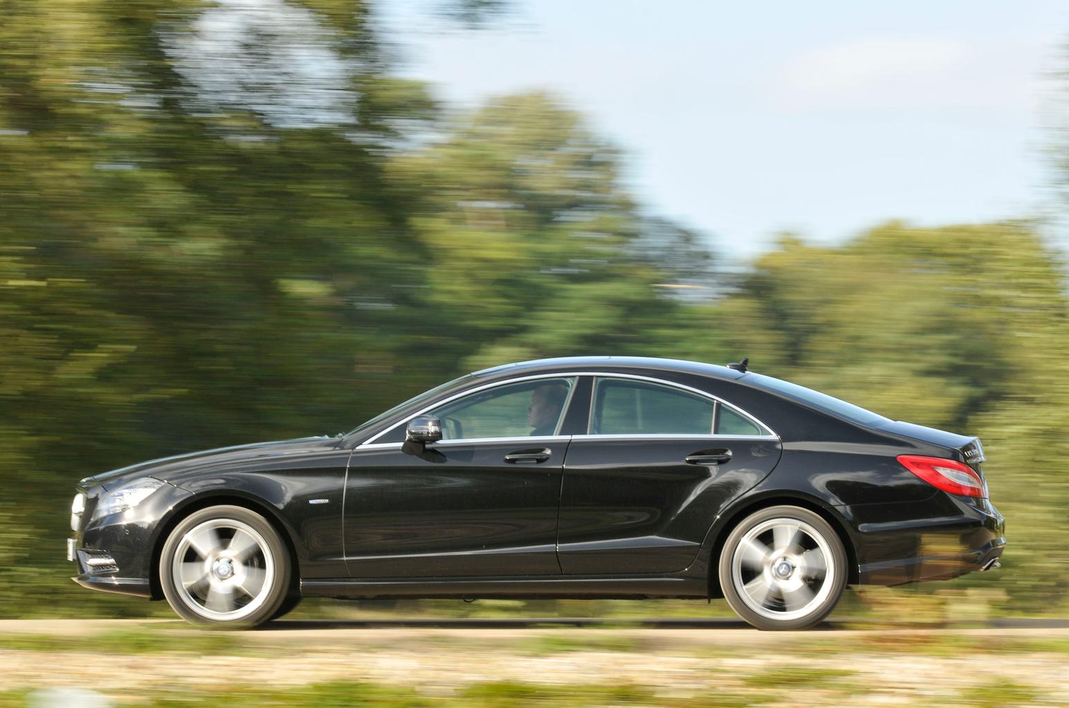 Used Mercedes-Benz CLS vs Porsche Panamera Used Mercedes-Benz CLS vs Porsche Panamera
