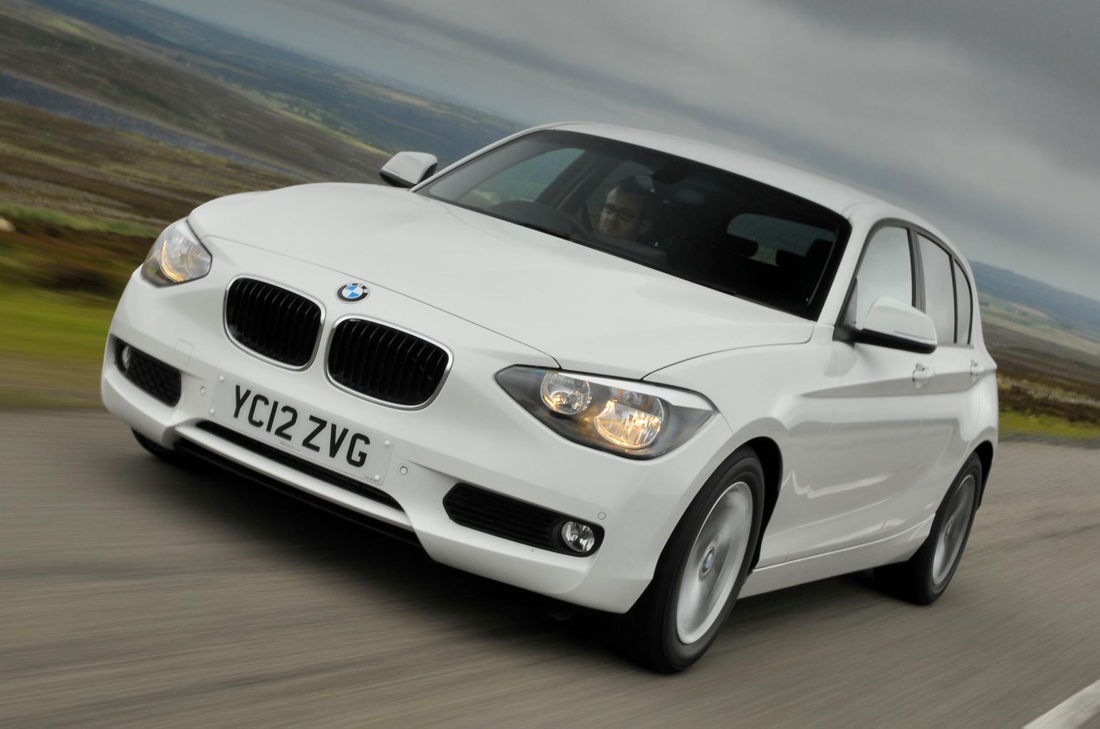 Used test: BMW 1 Series vs Lexus CT200h vs Volkswagen Golf vs Volvo V40 Used test: BMW 1 Series vs Lexus CT200h vs Volkswagen Golf vs Volvo V40