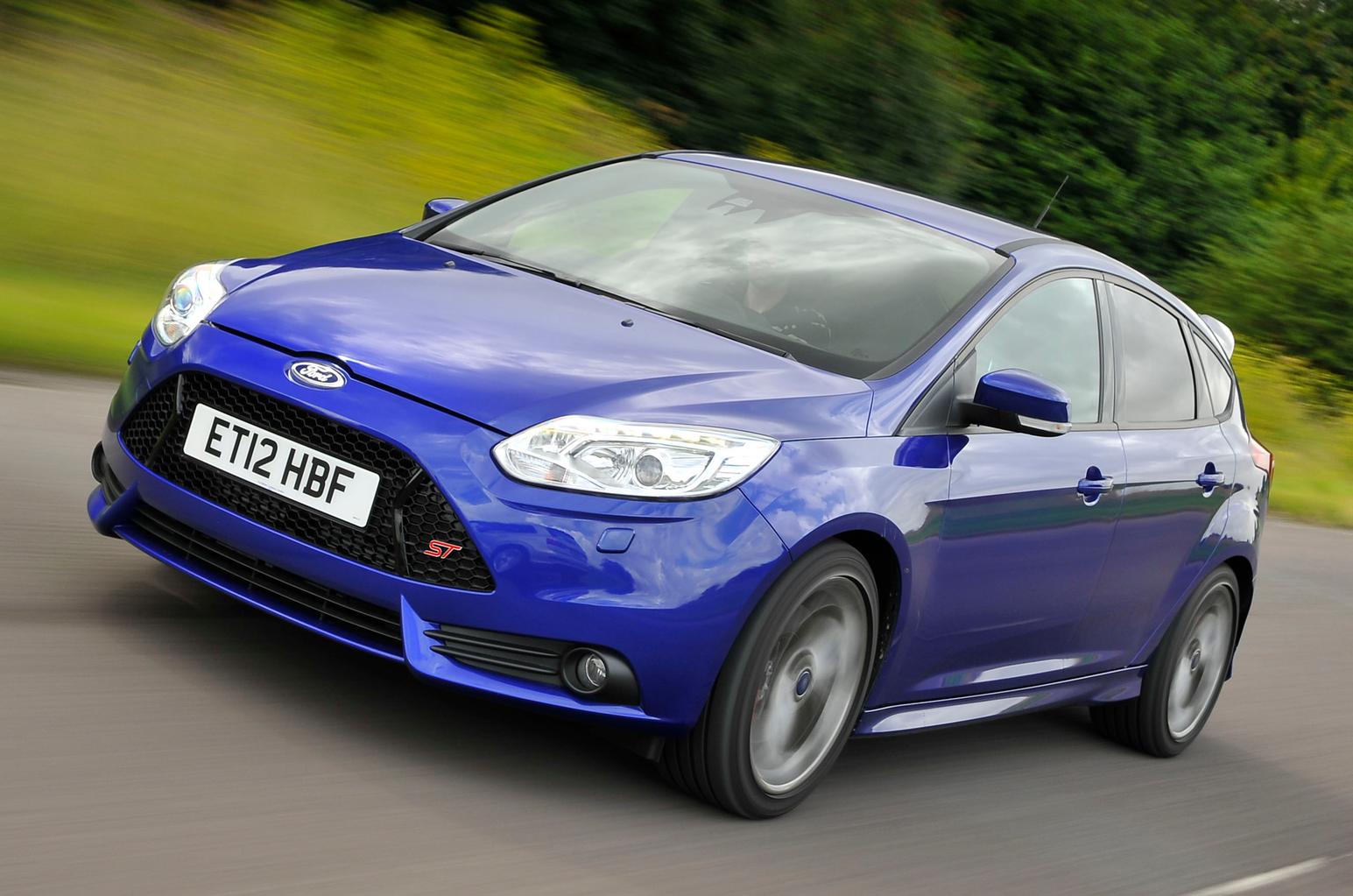 Used test – hot hatches: Ford Focus ST vs Volkswagen Golf GTI Used test – hot hatches: Ford Focus ST vs Volkswagen Golf GTI