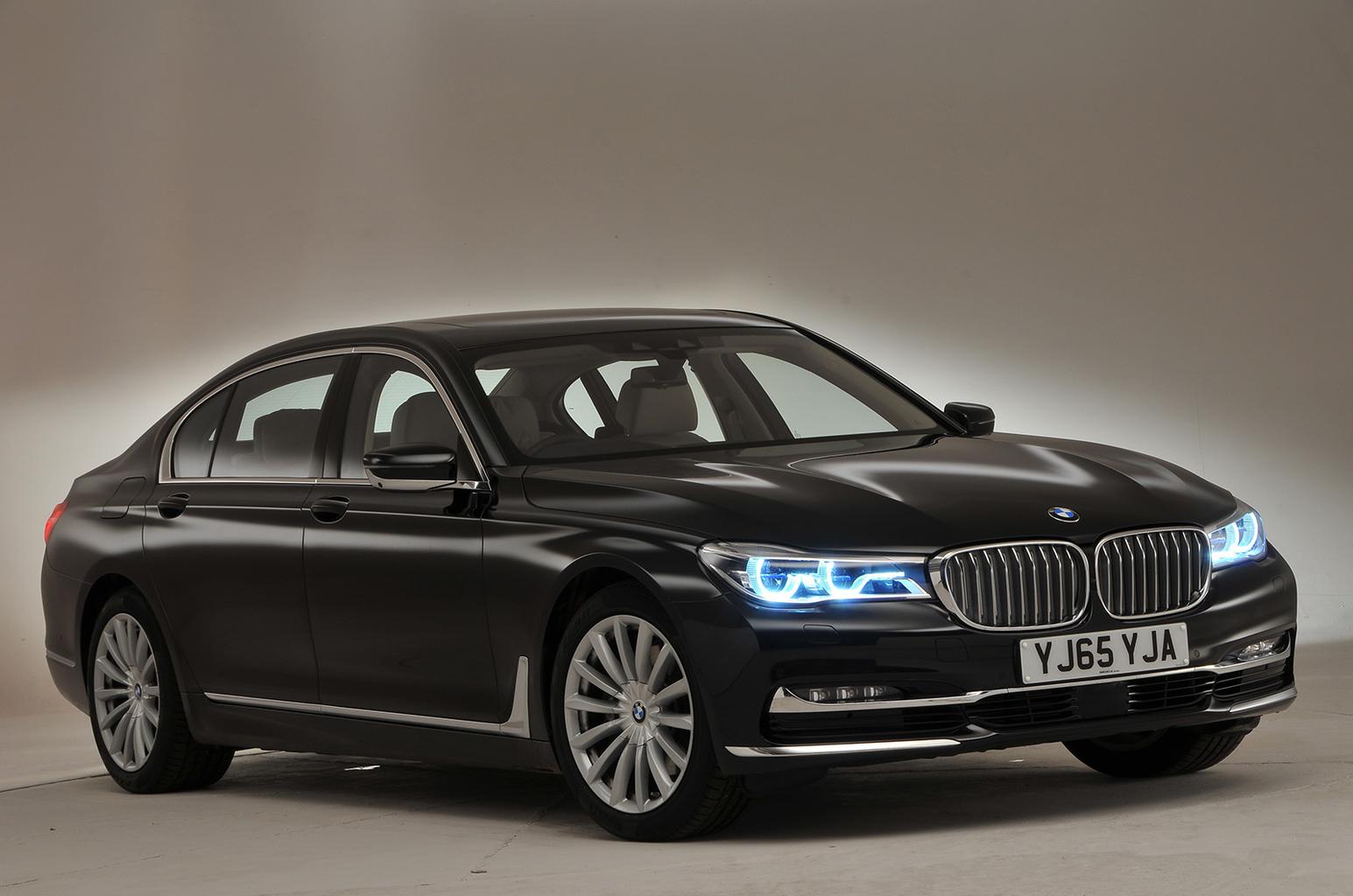 Used test: BMW 7 Series vs Mercedes-Benz S-Class Used test: BMW 7 Series vs Mercedes-Benz S-Class