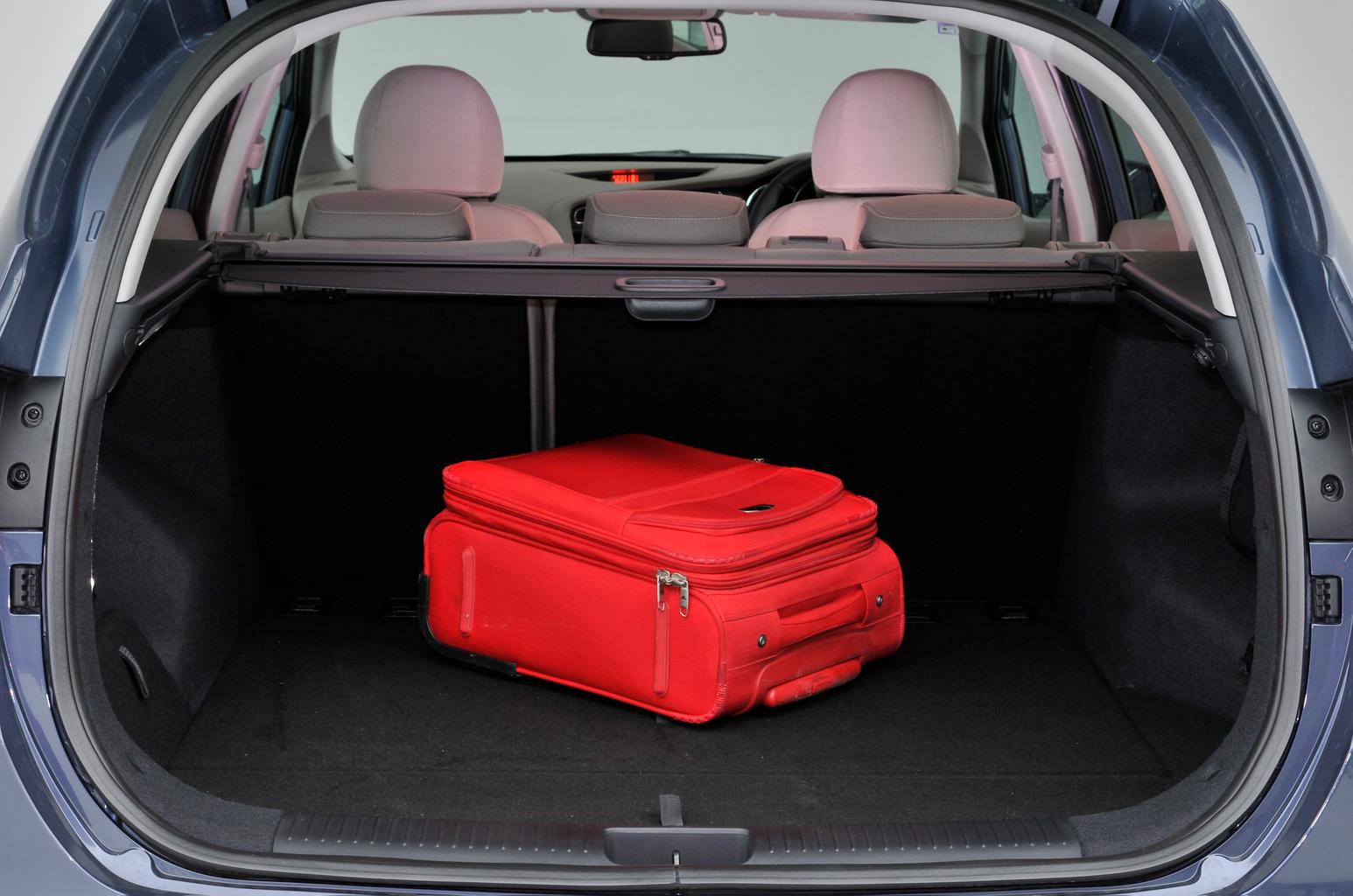 Used test: Ford Focus Estate vs Kia Cee’d Sportswagon vs Chevrolet Cruze Station Wagon Used test: Ford Focus Estate vs Kia Cee’d Sportswagon vs Chevrolet Cruze Station Wagon