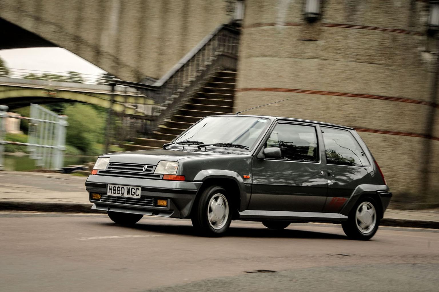 Renault 5 GT Turbo – Rewind Wednesday Renault 5 GT Turbo – Rewind Wednesday