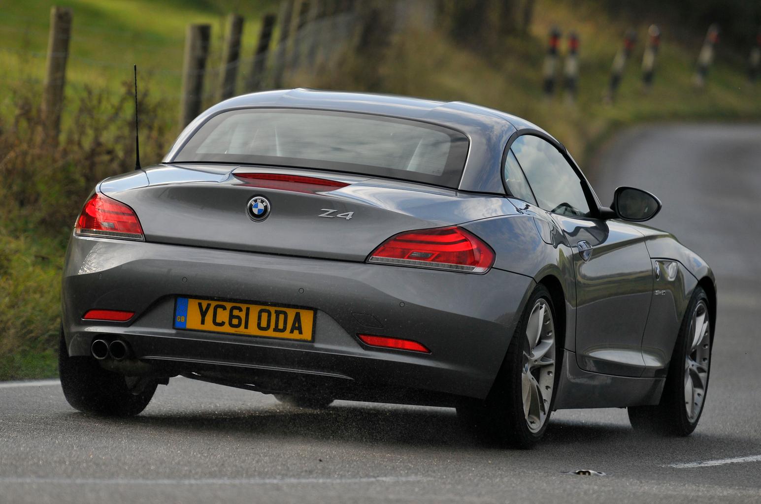 Used test – fun in the sun: Audi TT Roadster vs BMW Z4 Used test – fun in the sun: Audi TT Roadster vs BMW Z4