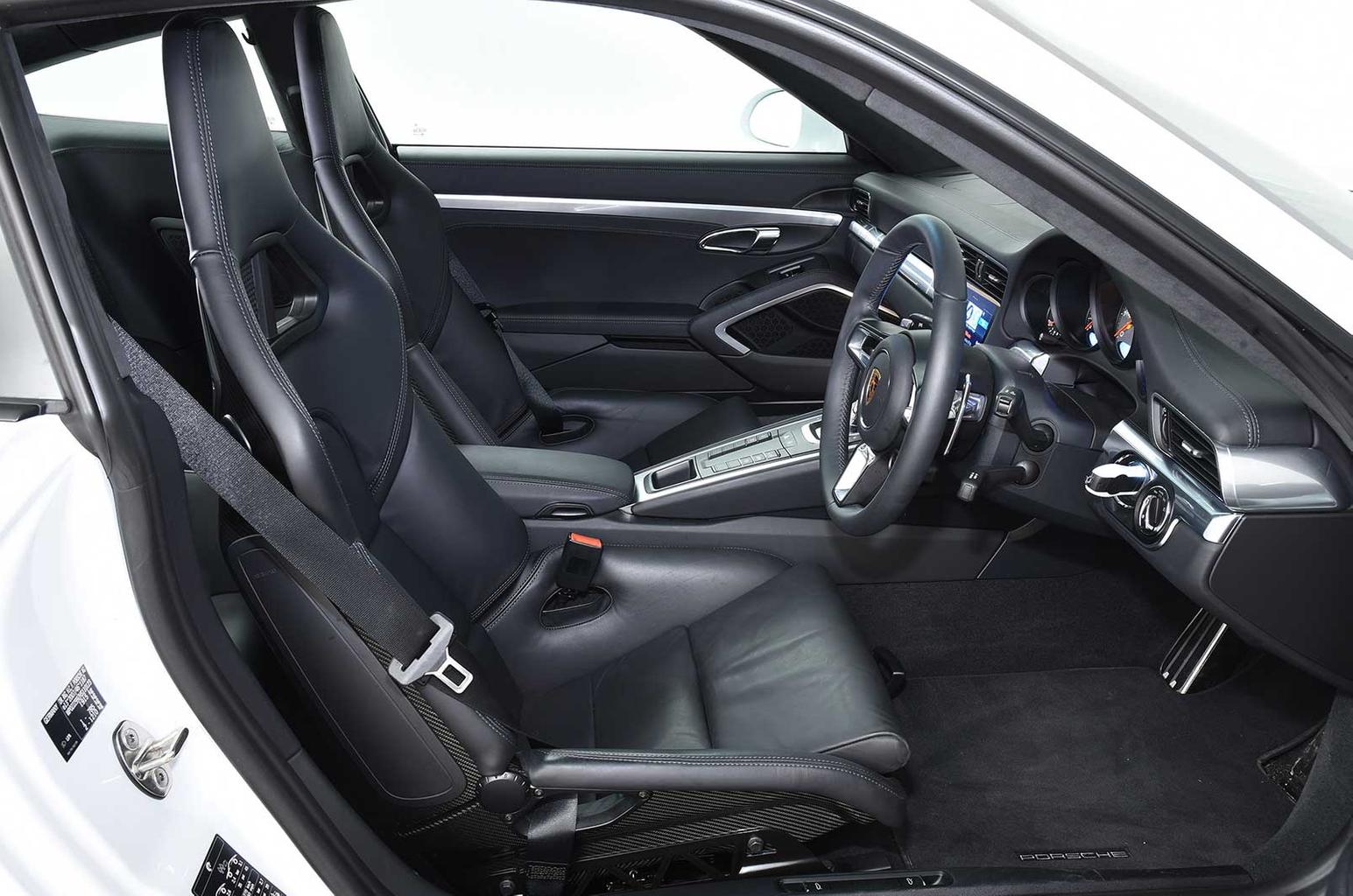 10 reasons to buy a Porsche 911 10 reasons to buy a Porsche 911