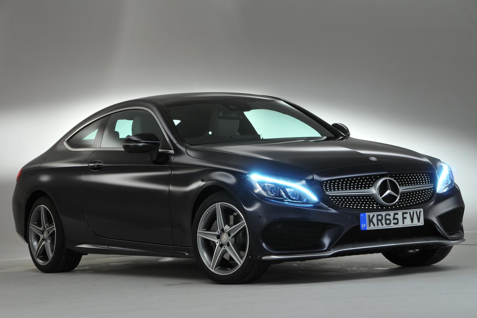 BMW 4 Series Coupe vs Mercedes C-Class Coupe BMW 4 Series Coupe vs Mercedes C-Class Coupe