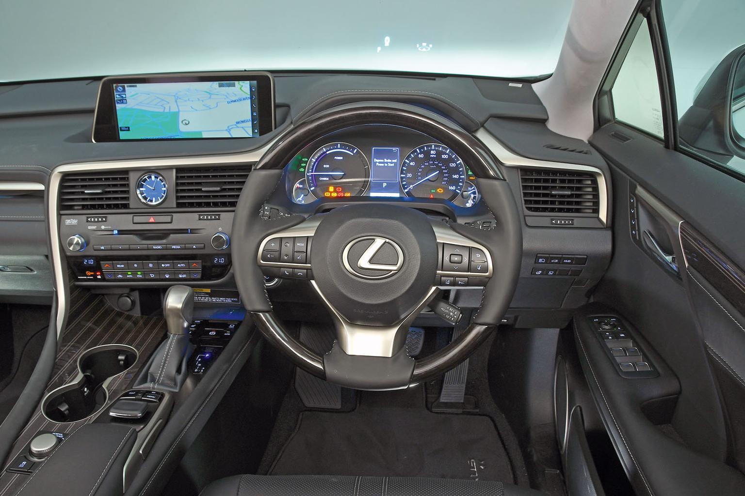 New Lexus RX L & Volkswagen Touareg vs Audi Q7 New Lexus RX L & Volkswagen Touareg vs Audi Q7