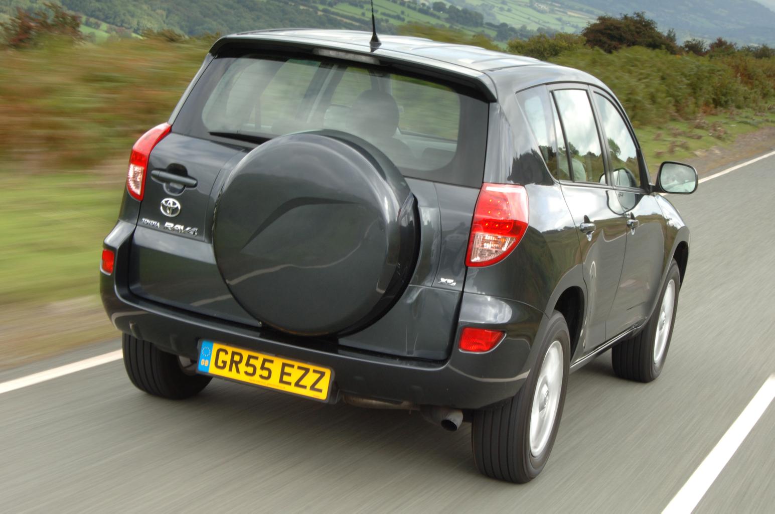 Used test – affordable SUVs: Hyundai Santa Fe vs Land Rover Freelander and rivals Used test – affordable SUVs: Hyundai Santa Fe vs Land Rover Freelander and rivals
