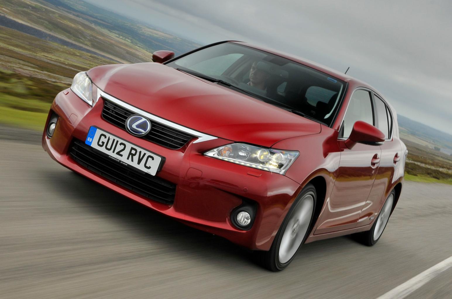 Used test: BMW 1 Series vs Lexus CT200h vs Volkswagen Golf vs Volvo V40 Used test: BMW 1 Series vs Lexus CT200h vs Volkswagen Golf vs Volvo V40