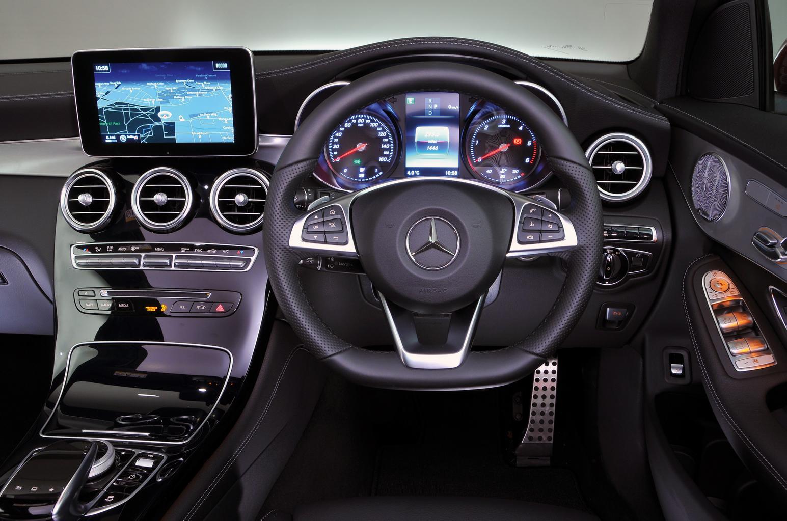 BMW X3 vs Land Rover Discovery Sport vs Mercedes GLC BMW X3 vs Land Rover Discovery Sport vs Mercedes GLC