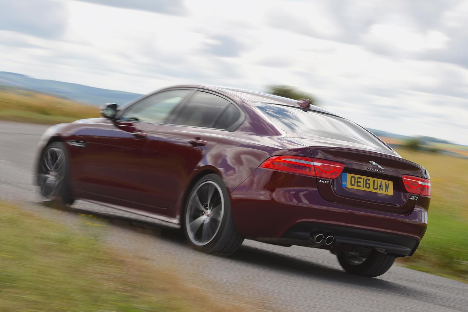 2016 Jaguar XE 2.0d 180 AWD R Sport review 2016 Jaguar XE 2.0d 180 AWD R Sport review