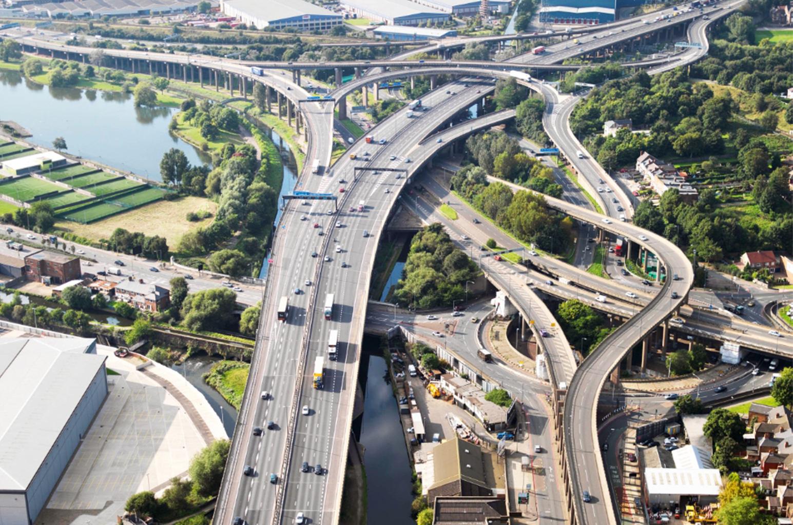 Smart motorways – what are they and how should I use them? Smart motorways – what are they and how should I use them?