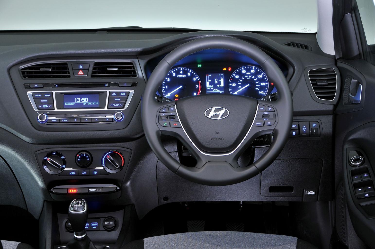 Hyundai i20 vs Skoda Fabia vs Suzuki Baleno Hyundai i20 vs Skoda Fabia vs Suzuki Baleno
