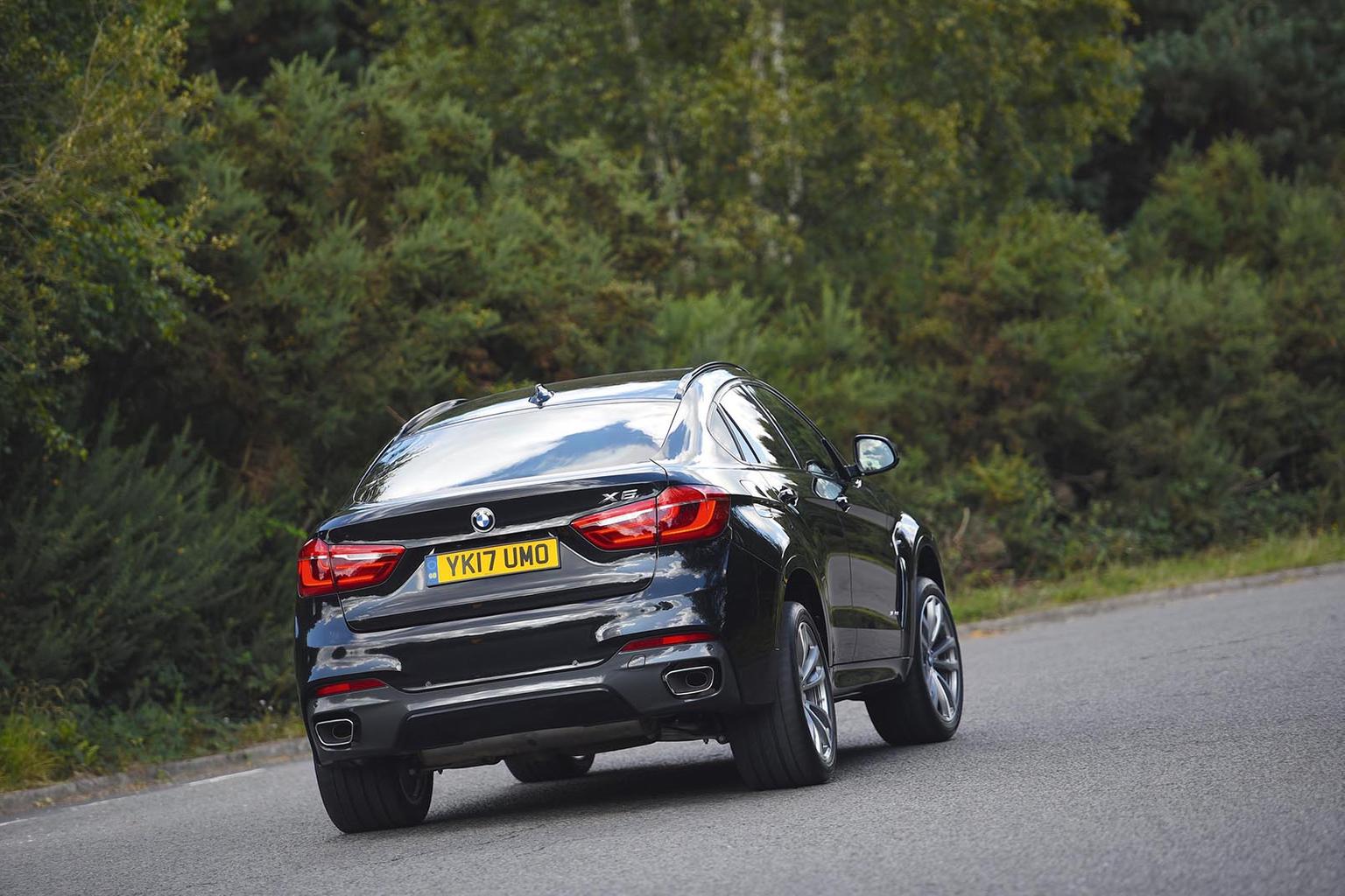 New Range Rover Velar & Audi SQ7 vs BMW X6 New Range Rover Velar & Audi SQ7 vs BMW X6