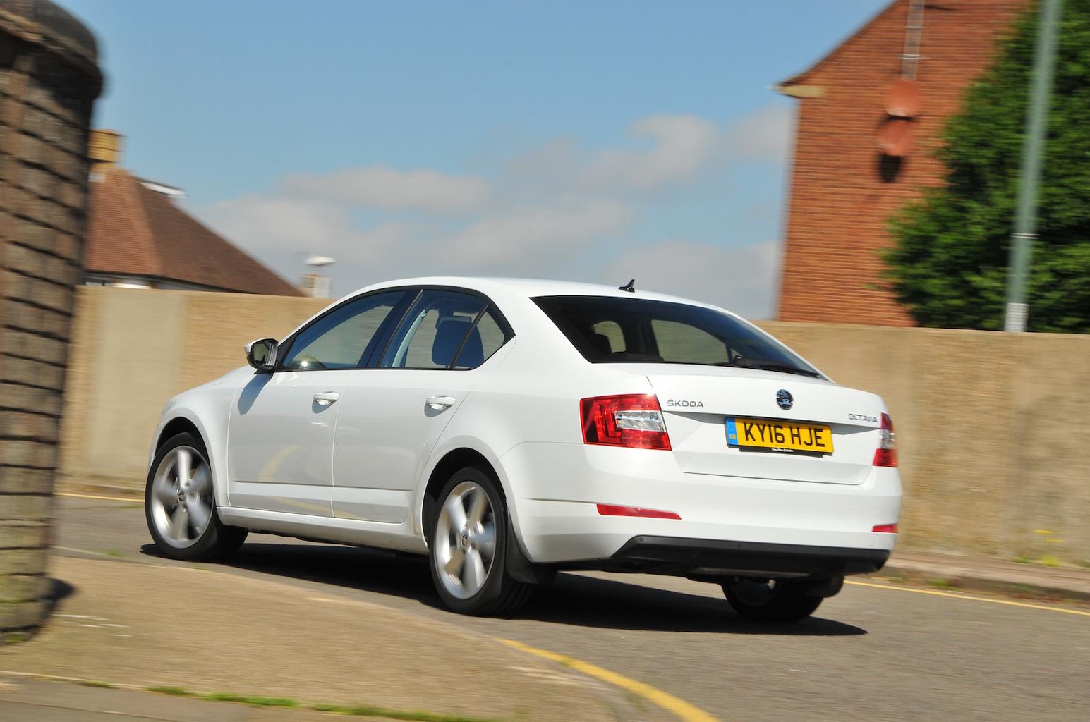 2016 Skoda Octavia 1.0 TSI review 2016 Skoda Octavia 1.0 TSI review