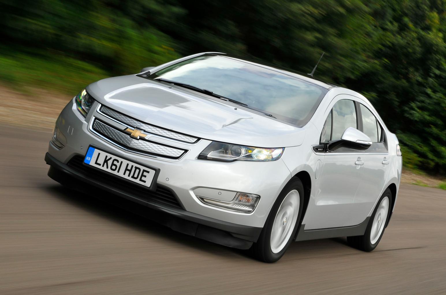 Used test – diesel busters: Chevrolet Volt vs Toyota Prius Plug-In Used test – diesel busters: Chevrolet Volt vs Toyota Prius Plug-In