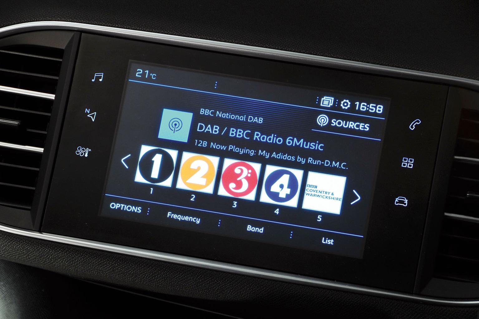 New Skoda Octavia & Volkswagen Golf vs Peugeot 308 New Skoda Octavia & Volkswagen Golf vs Peugeot 308