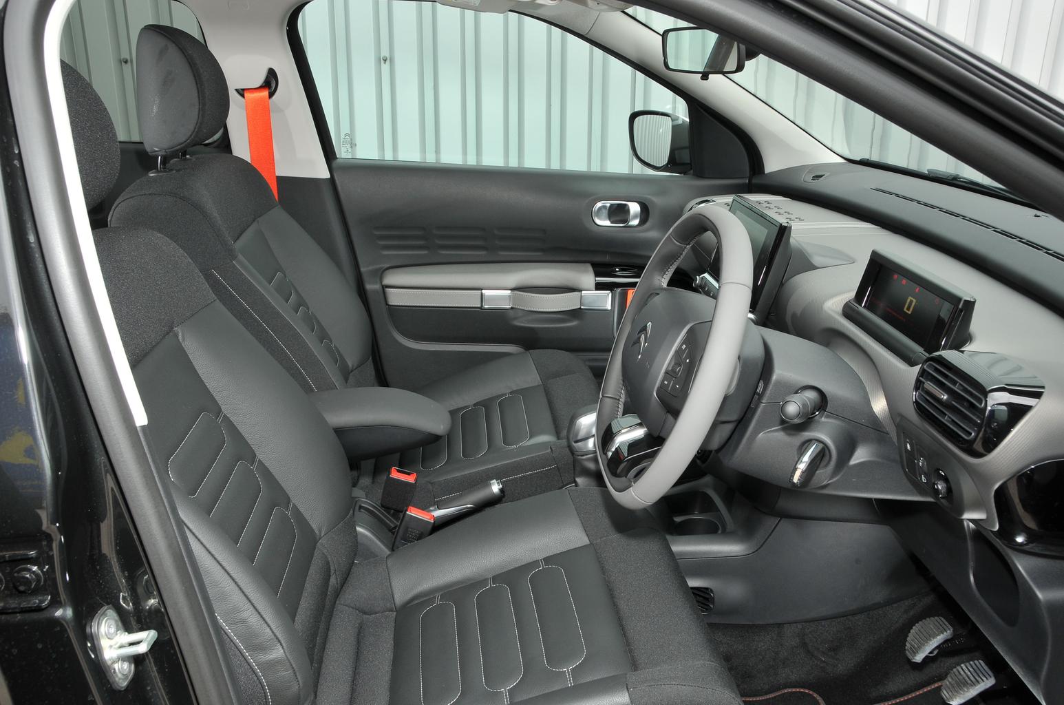 2016 Citroën C4 Cactus 1.2 Puretech 110 Rip Curl review 2016 Citroën C4 Cactus 1.2 Puretech 110 Rip Curl review
