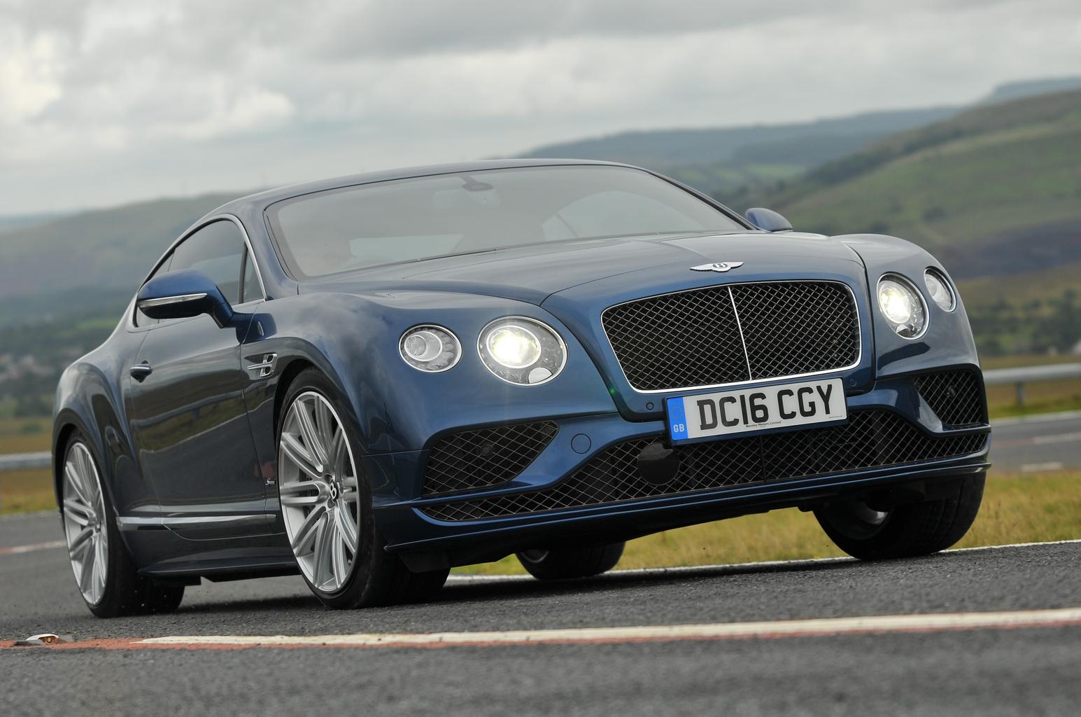Aston Martin DB11 vs Bentley Continental GT Aston Martin DB11 vs Bentley Continental GT