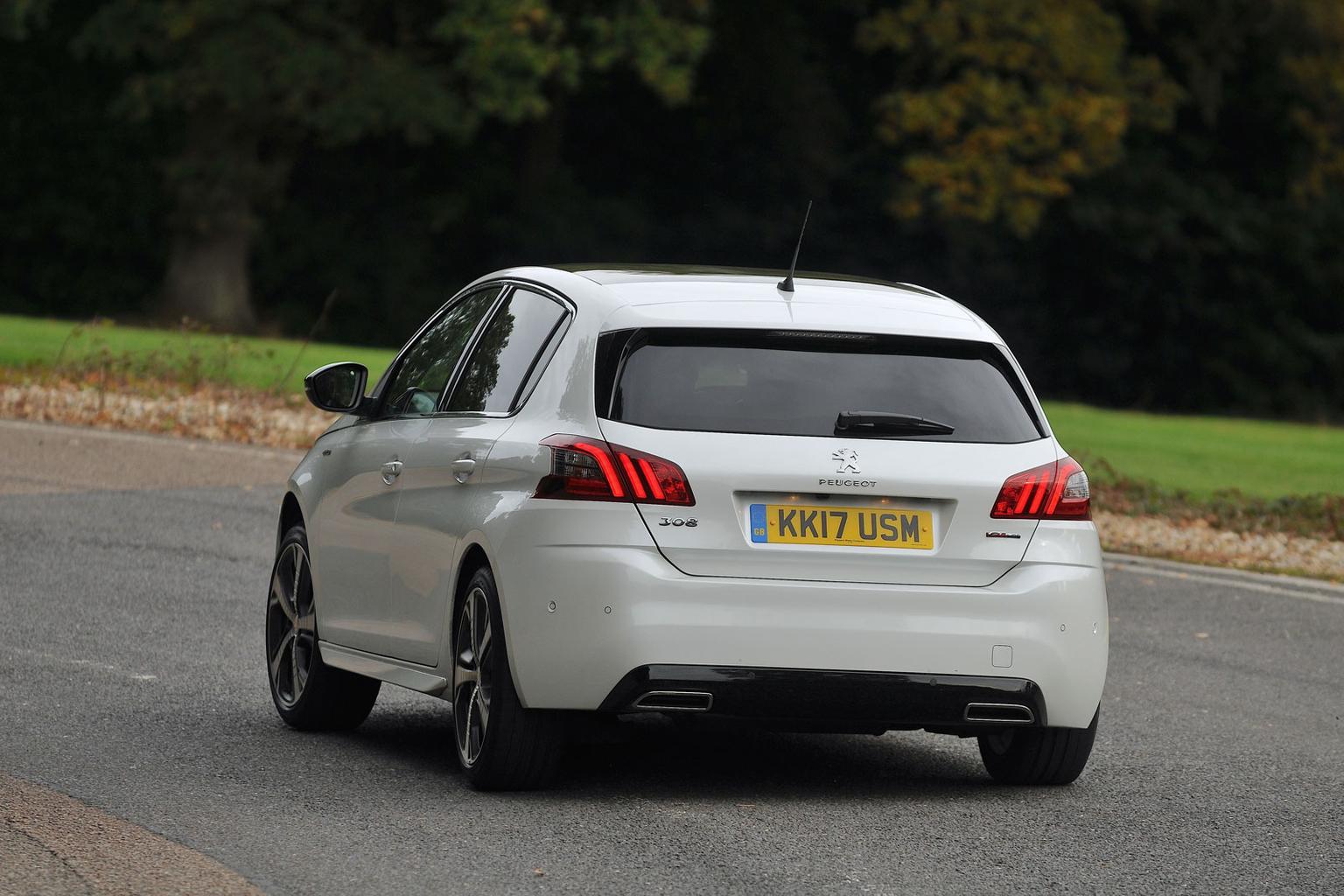 New Skoda Octavia & Volkswagen Golf vs Peugeot 308 New Skoda Octavia & Volkswagen Golf vs Peugeot 308