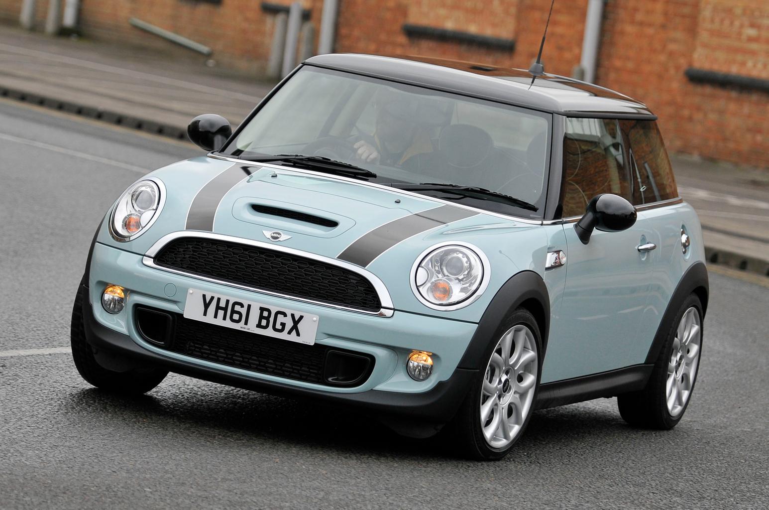 Used Mini Cooper S vs Nissan Juke vs Volkswagen Beetle Used Mini Cooper S vs Nissan Juke vs Volkswagen Beetle