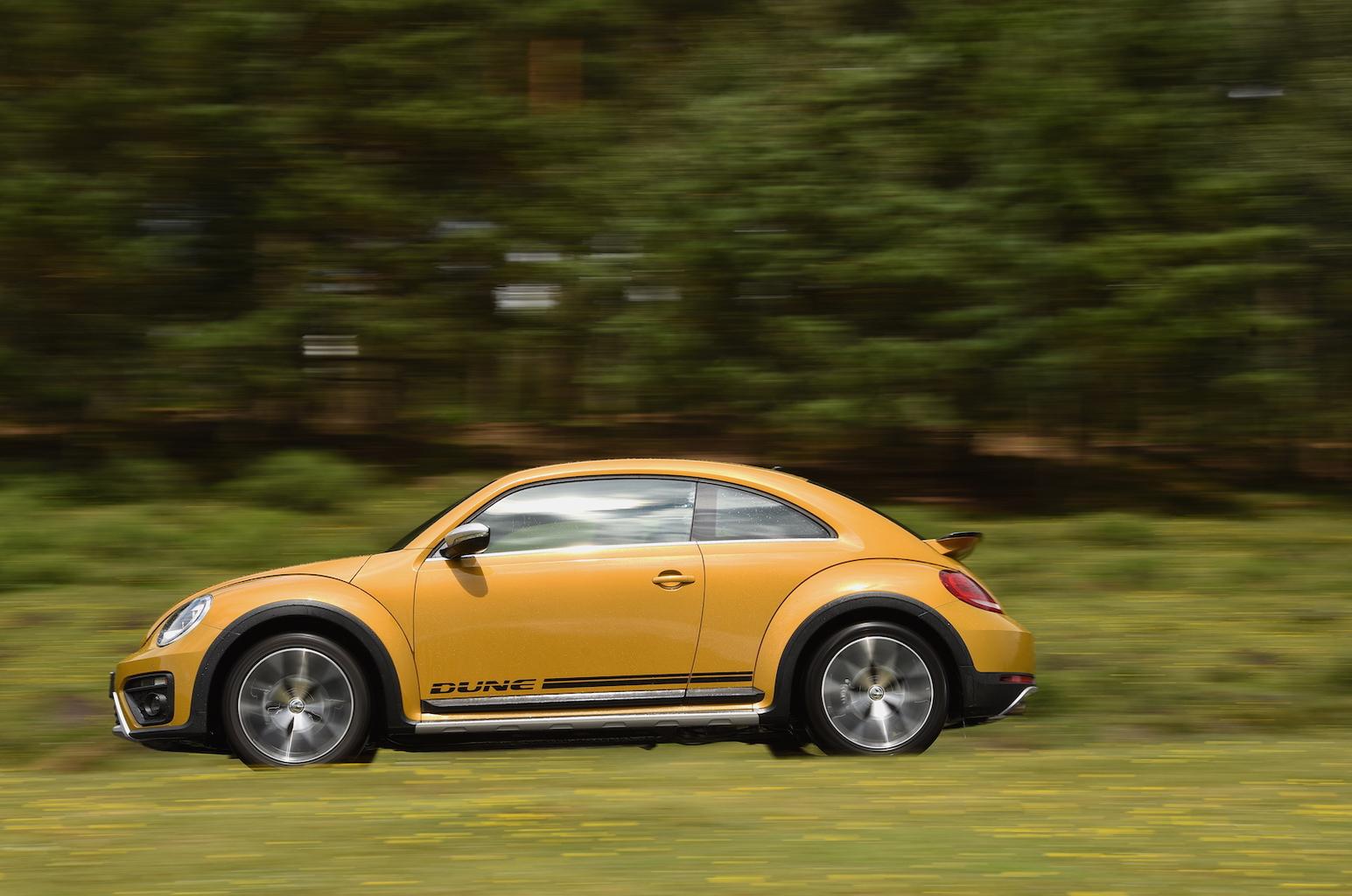 2016 Volkswagen Beetle 1.2 TSI 105 Dune review 2016 Volkswagen Beetle 1.2 TSI 105 Dune review