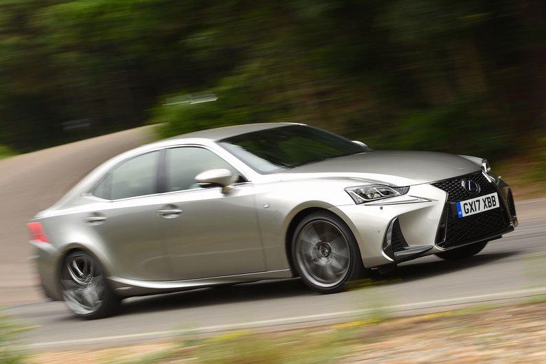Best hybrid cars you don't have to plug in Best hybrid cars you don't have to plug in