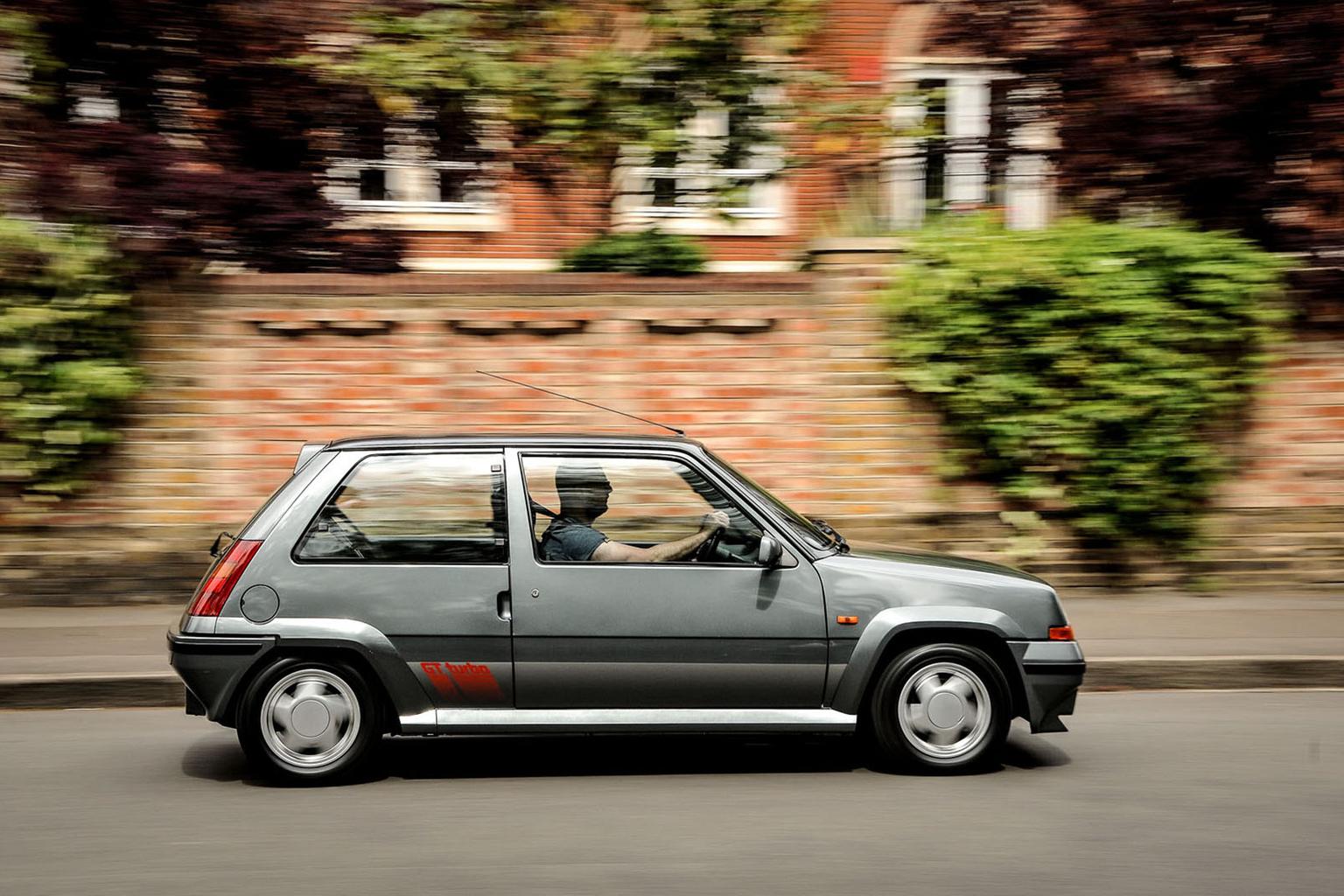 Renault 5 GT Turbo – Rewind Wednesday Renault 5 GT Turbo – Rewind Wednesday