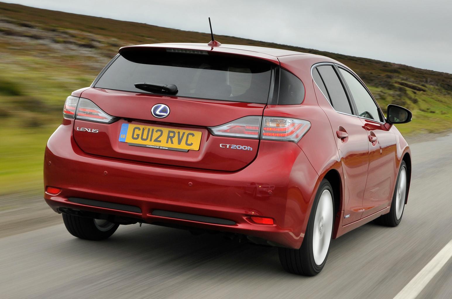 Used test: BMW 1 Series vs Lexus CT200h vs Volkswagen Golf vs Volvo V40 Used test: BMW 1 Series vs Lexus CT200h vs Volkswagen Golf vs Volvo V40