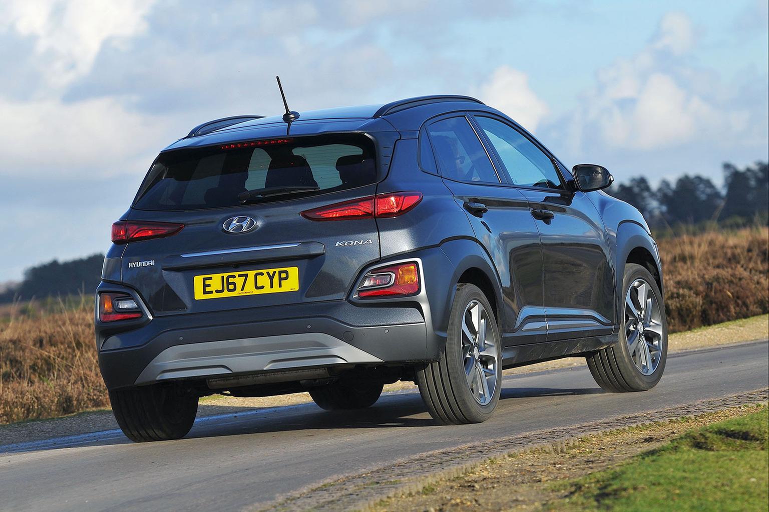 New Hyundai Kona & Volkswagen T-Roc vs Seat Arona New Hyundai Kona & Volkswagen T-Roc vs Seat Arona