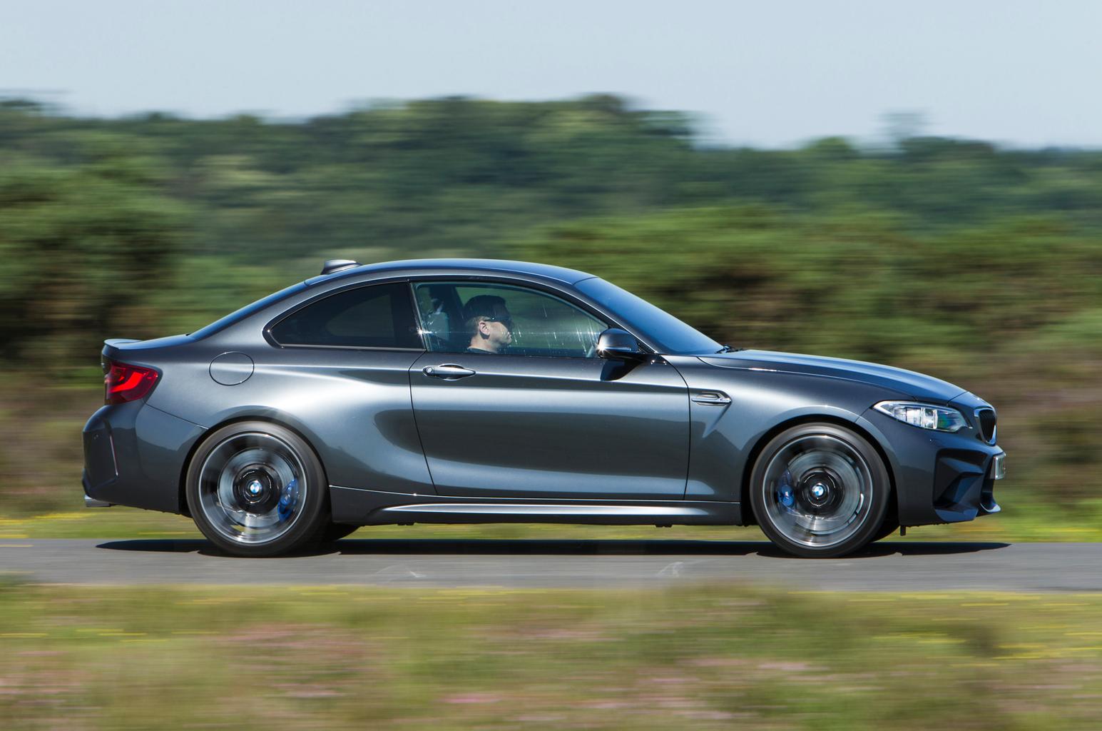 New Porsche 718 Cayman S vs BMW M2 vs Jaguar F-Type New Porsche 718 Cayman S vs BMW M2 vs Jaguar F-Type